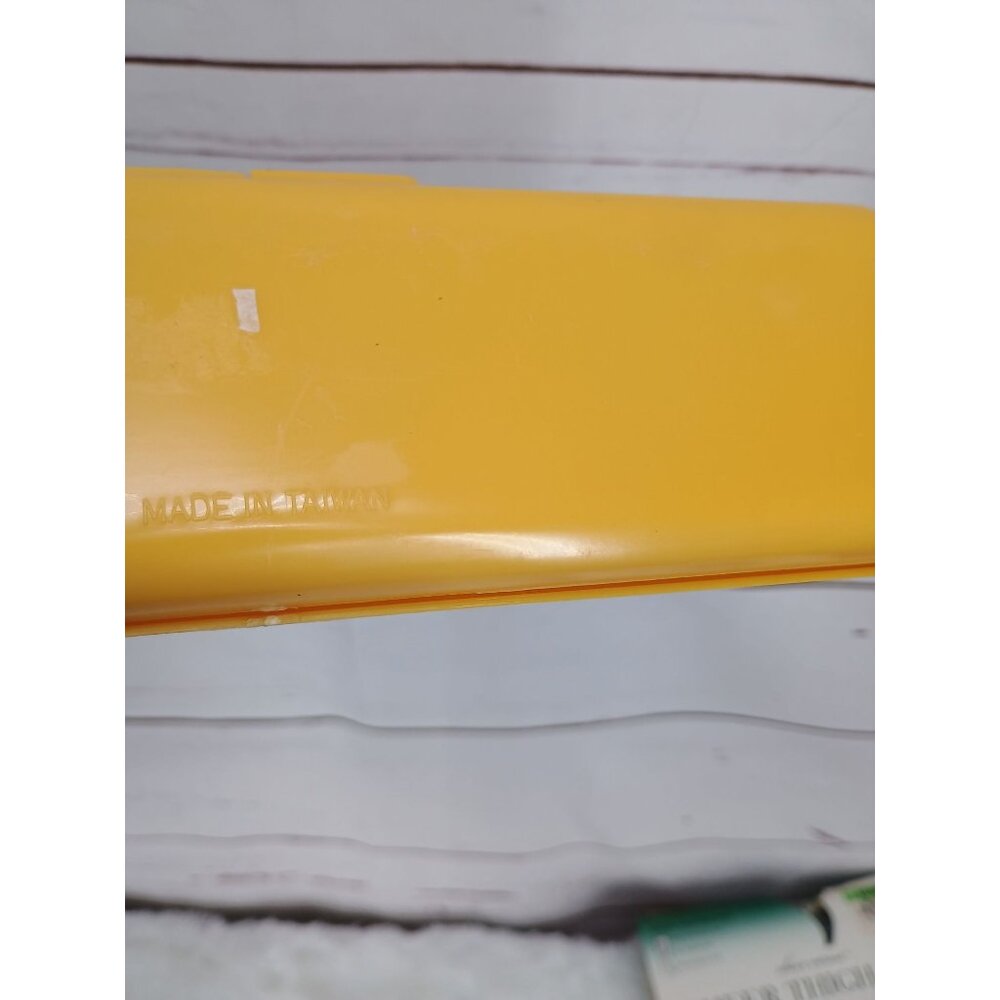 Cabbage Patch Kids 1984 Yellow Plastic Pencil‎ Box With Ruler Made In Taiwan - Picture 7 of 7